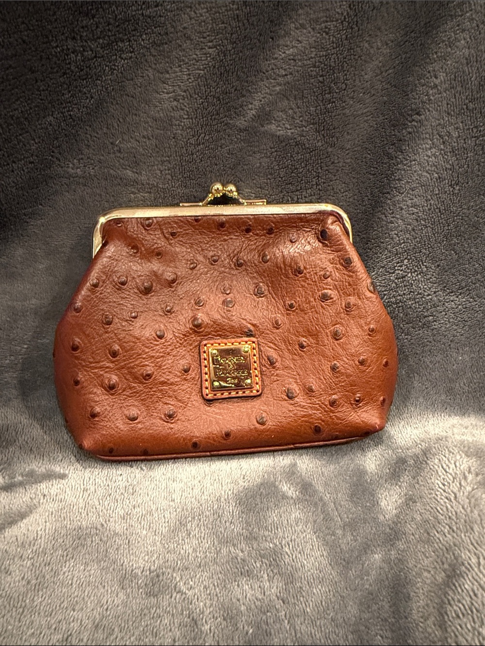 Dooney & Bourke small clutch NWOT